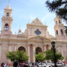Fachada Catedral de Salta